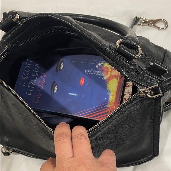 Givenchy Pyramid Bag - Picture 7 of 12